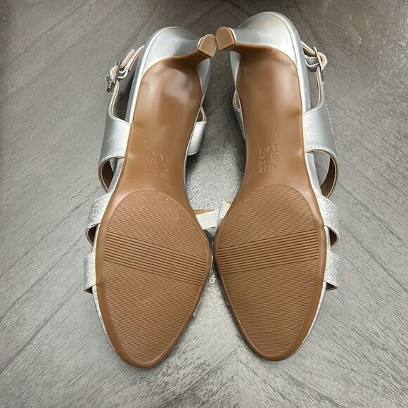 Naturalizer Taimi Heeled Sandal (WIDE) - Picture 3 of 13